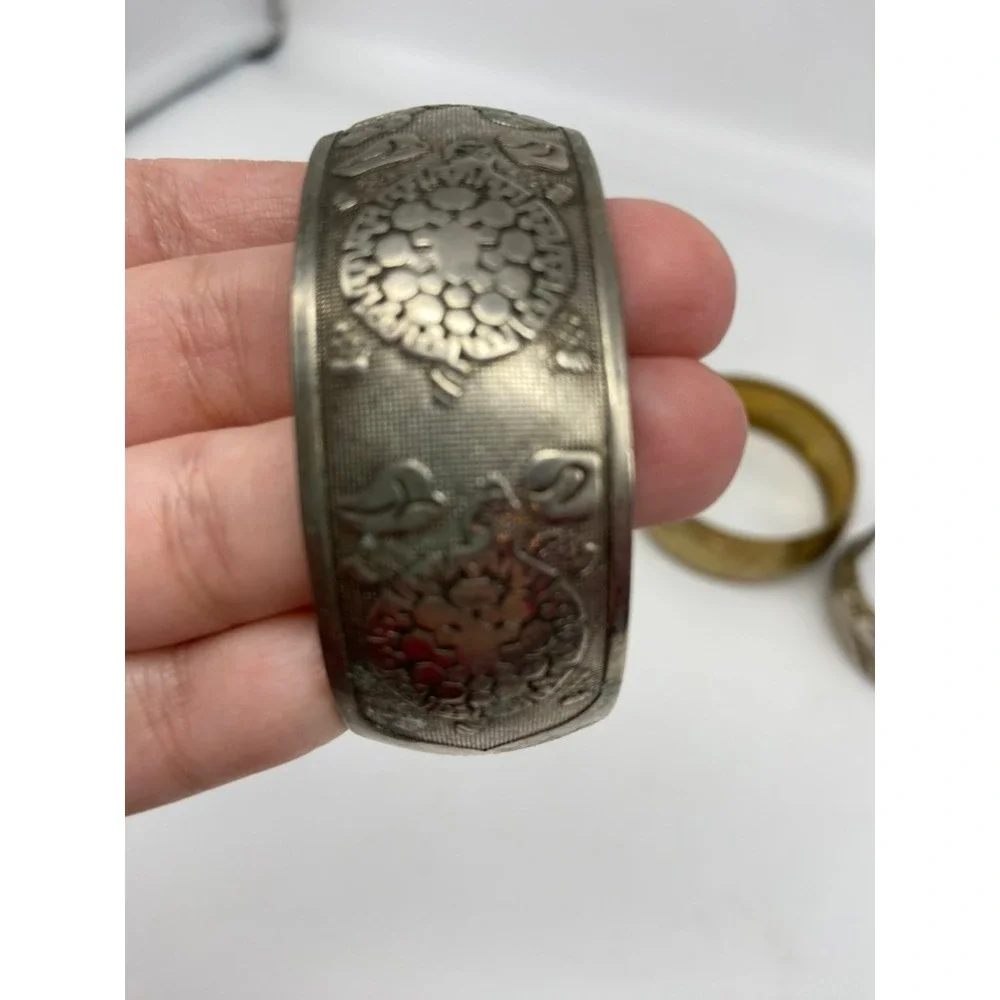 Set of 3 Vintage Boho Cuff Bracelets‎ Ornate Floral Leaf Gold Tone Silver Tone